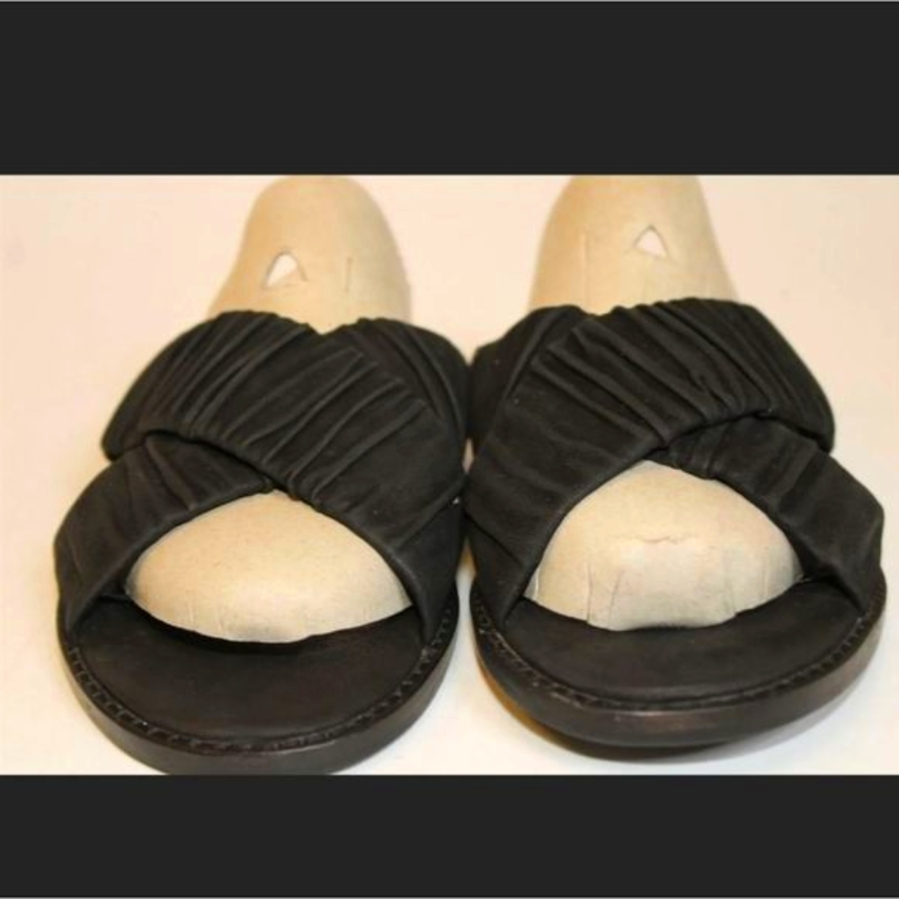 Eileen Fisher 8.5 Cross Strap Slides Sandals Flats Shoes - Picture 4 of 9